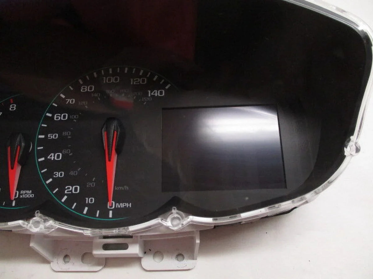 Pre-Owned 2017 Chevrolet Trax Speedometer Speedo Cluster MPH 82K OEM LKQ (Good)