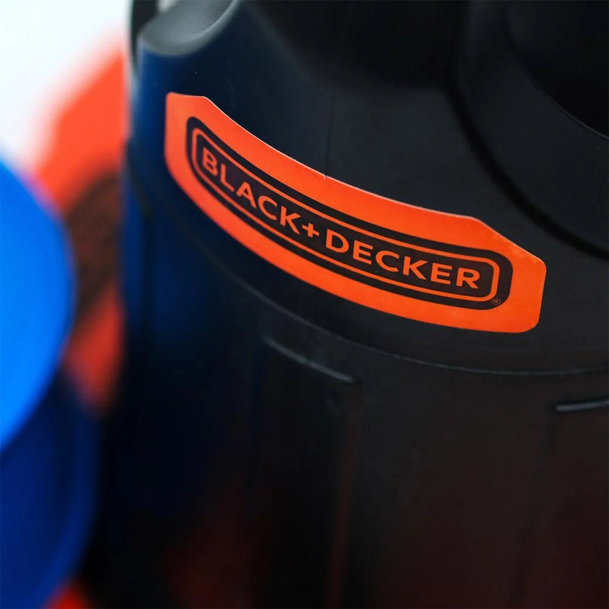 Black+Decker 1500 GPH Submersible Automatic Pool Cover Pump with Discharge Hose