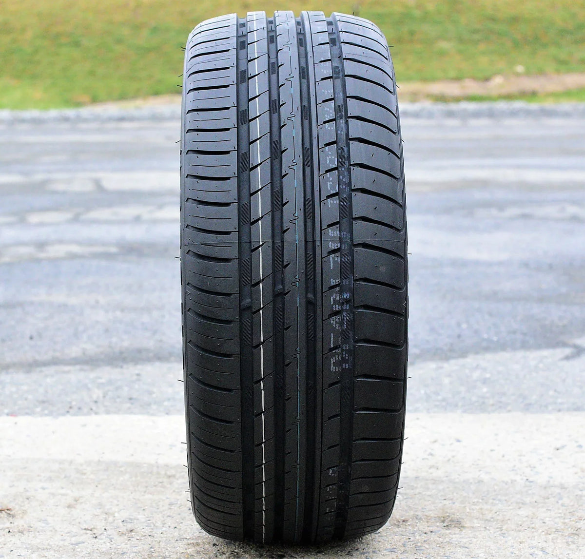 Set of 4 (FOUR) Cosmo MuchoMacho 225/50R17 ZR 98W All Season High Functionality Tires Fits: 2012-15 Chevrolet Cruze LT, 2012-18 Ford Focus Electric